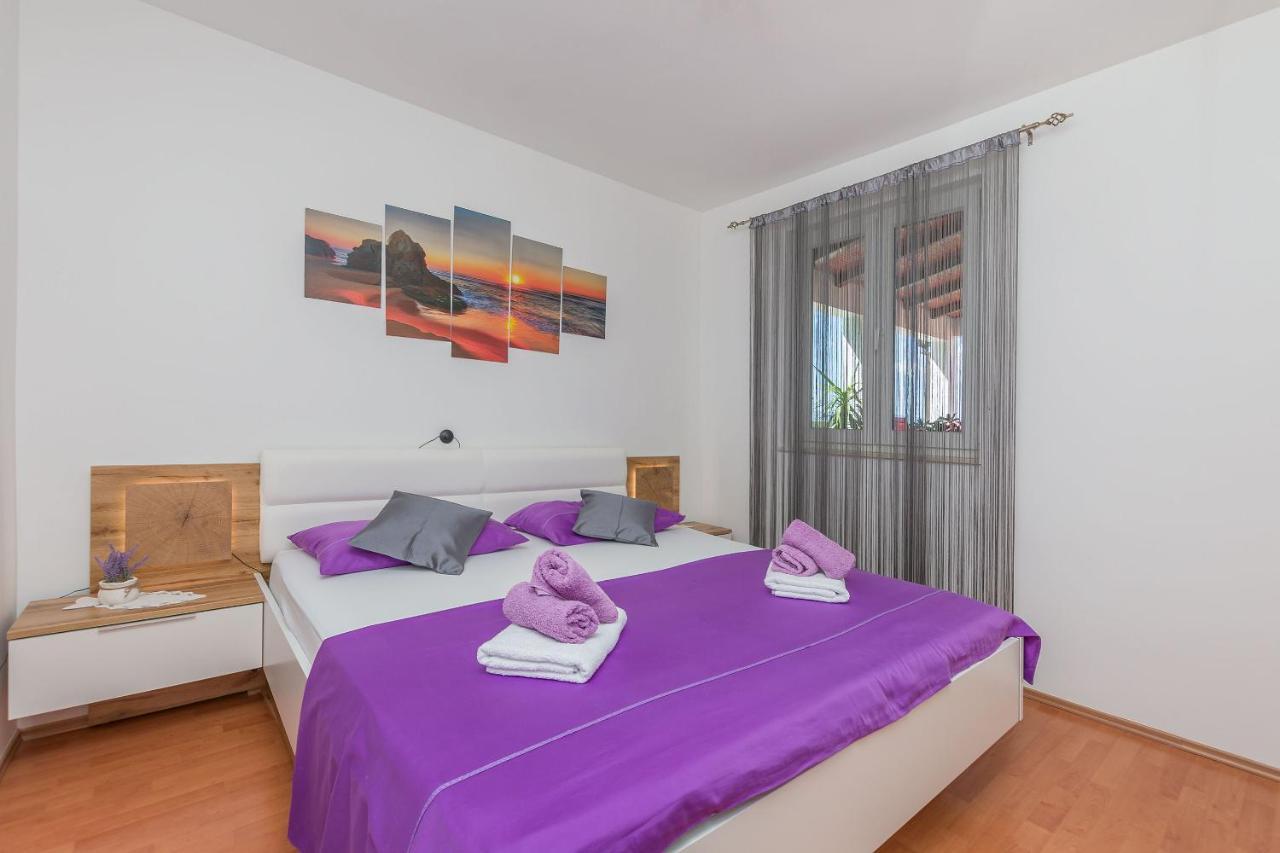 Apartment Josipa أوميس المظهر الخارجي الصورة